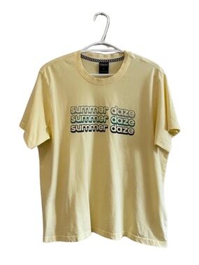 FarWest “Summer Daze” Yellow Retro-Style Cotton Tee – Size Large Like New